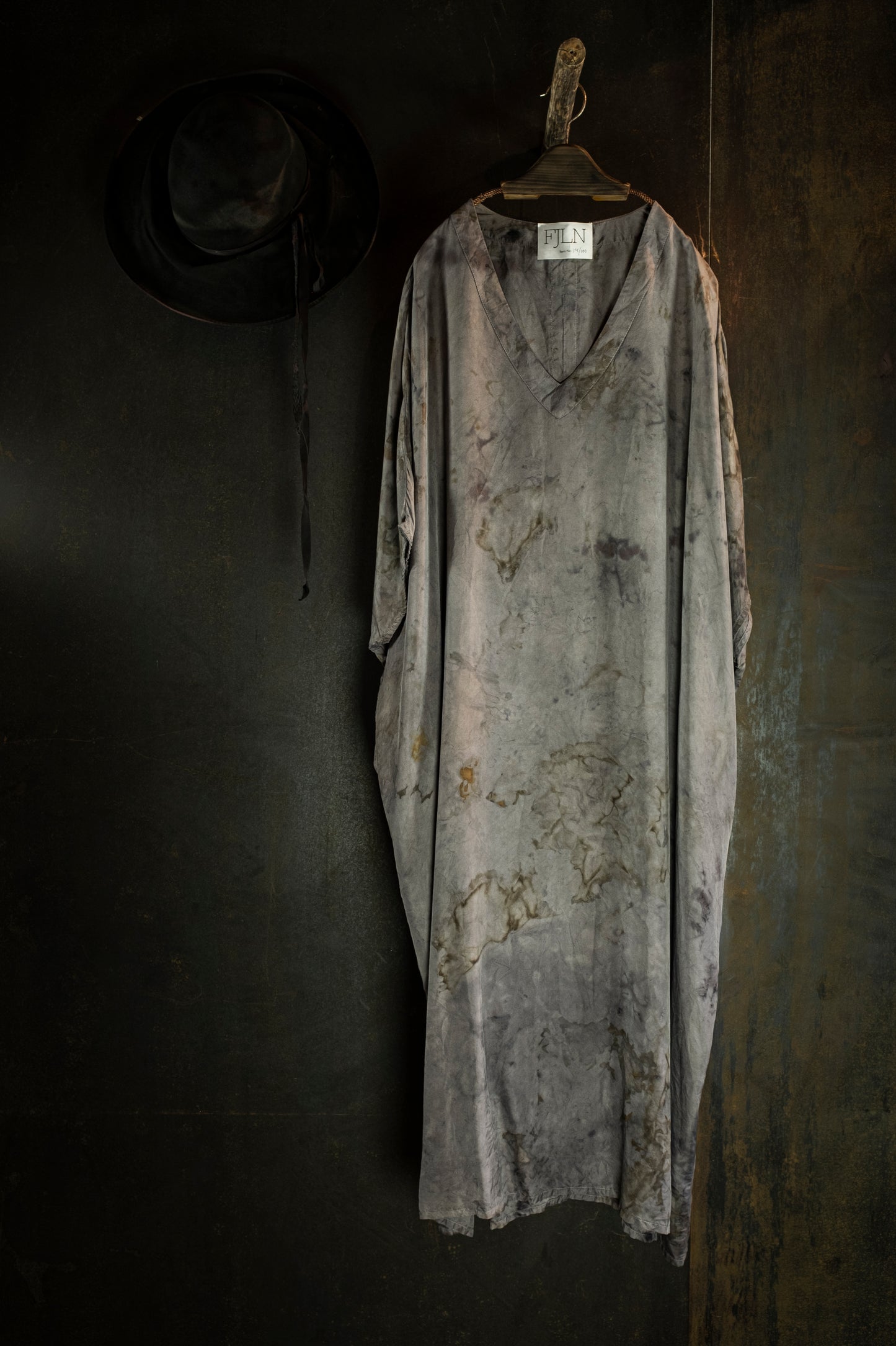 FJLN. 14 twill silk kaftan