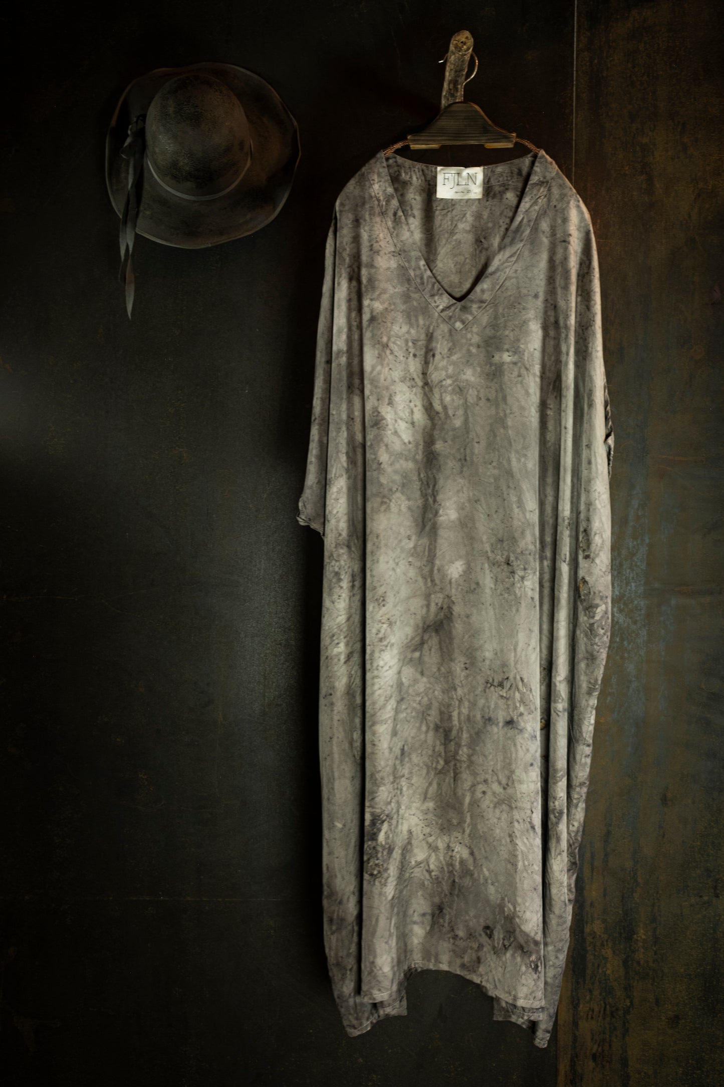FJLN. 25 twill silk kaftan