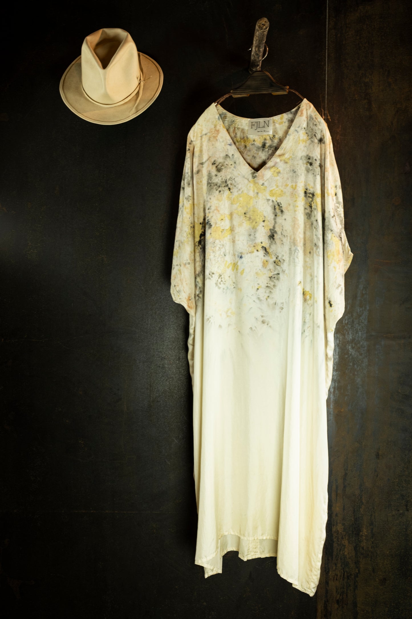 FJLN. 18 twill silk kaftan