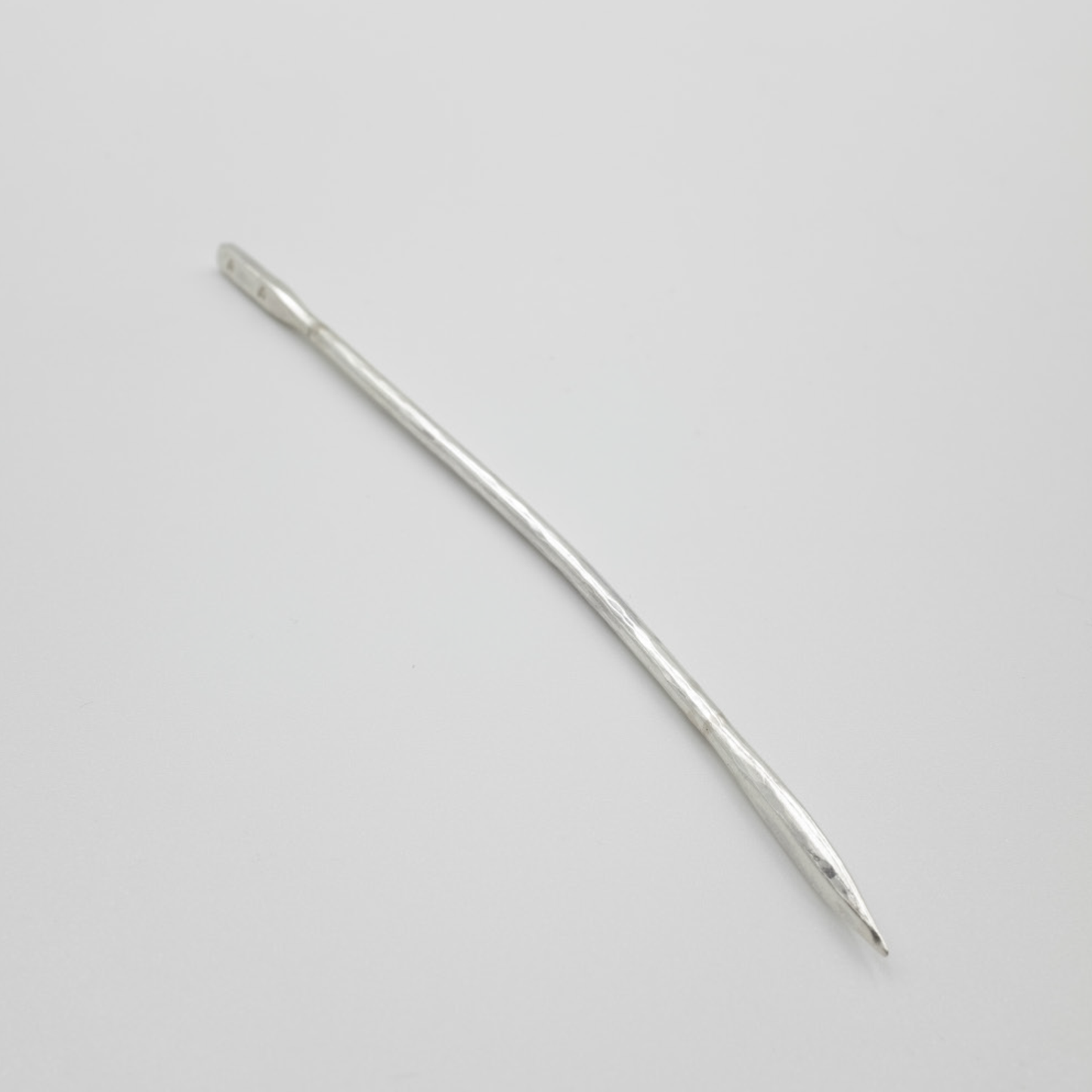 V4 - PIN NEEDLE